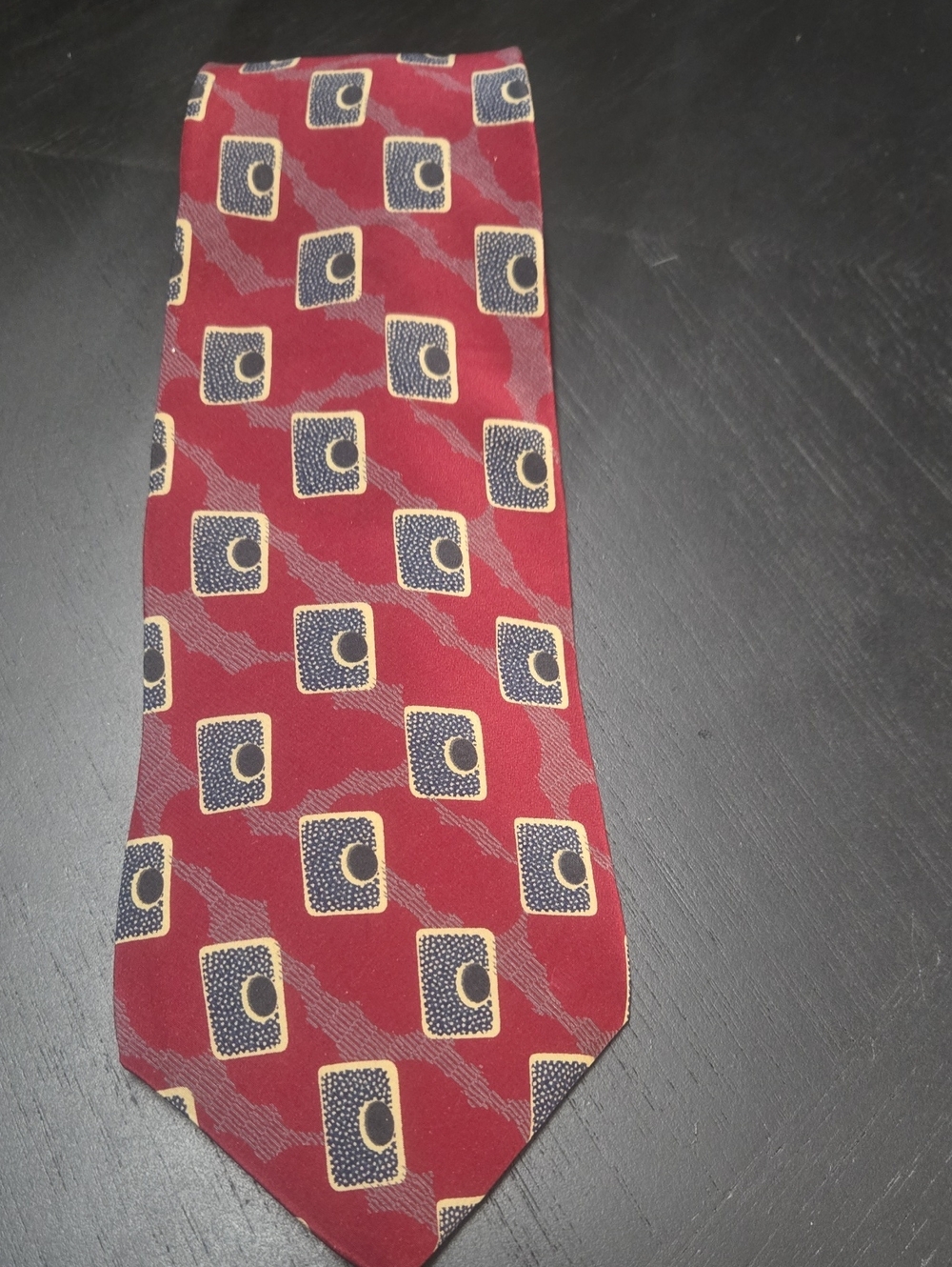 Men's Zylos Red Geometric Pattern Tie - Unbranded